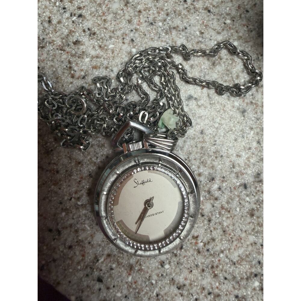 Vintage Sheffield Ladies Wind Watch Pendant Necklace & Gain Silver Tone